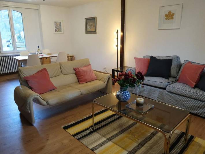 Gîte pour 4 personnes, avec balcon à Bex - 2