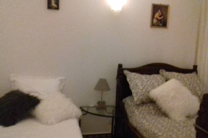 Gîte pour 5 personnes, avec terrasse et jacuzzi ainsi que piscine et jardin à Fronton - 2