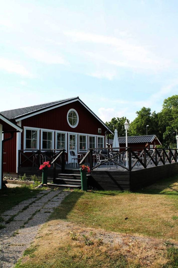 Hostel för 4 Personer, med trädgård i Trosa