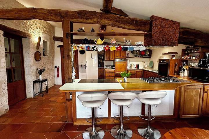 Gîte pour 12 personnes, avec jardin à Monbazillac - 2