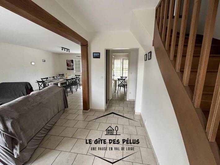 Location de vacances pour 8 personnes, avec piscine et vue ainsi que jardin et terrasse, animaux acceptés à Rochecorbon - 3