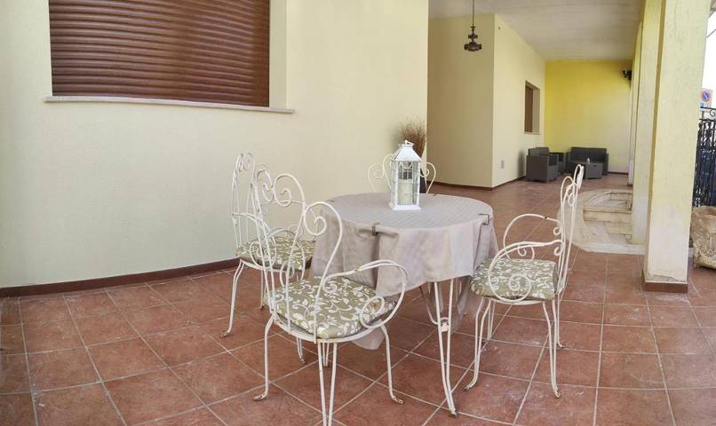 B&b per 3 persone, con Terrazza e Giardino nonché Panorama a Novoli