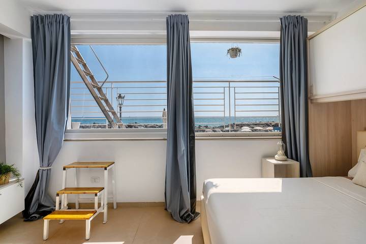 Ferienhaus für 2 Personen, mit Balkon, mit Haustier in Salerno - 2