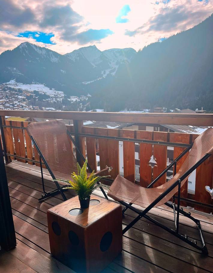 Gîte pour 15 personnes, avec balcon et jardin à Chatel - 2