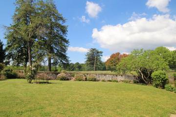 Gîte pour 8 Personnes dans Saint-Priest-Taurion, Région de Limoges, Photo 1
