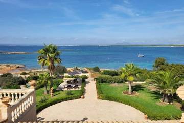 Ferienhaus für 6 Personen, mit Terrasse und Garten in Colònia de Sant Jordi