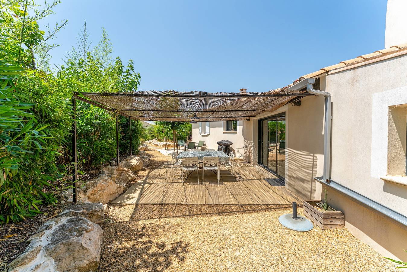 Maison de vacances 'Saumane, Grande Bergerie' avec piscine partagée, Wi-Fi et climatisation in Saumane-de-Vaucluse, Vaucluse