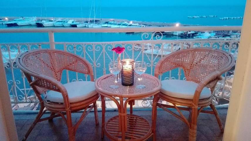 Appartamento per 4 persone, con Balcone e Terrazza nonché Panorama a San Giovanni a Piro