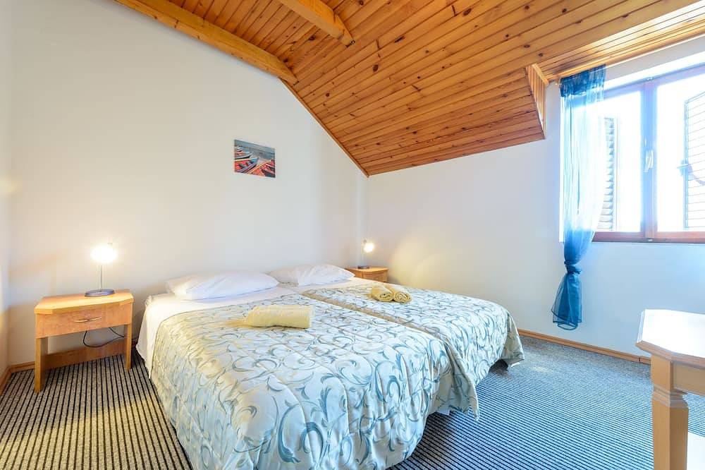 6 Bedroom Villa with large terrace located in the heart of old town Cavtat in Cavtat, Dubrovnik-Neretva