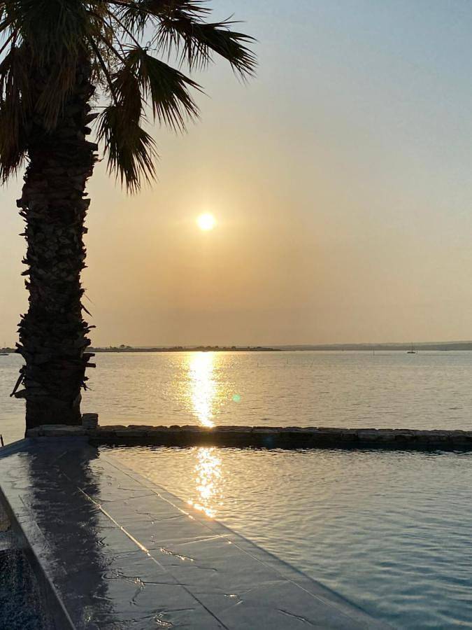 Chambre d’hôte pour 2 personnes, avec vue sur le lac et vue ainsi que jardin et piscine à Sète - 2