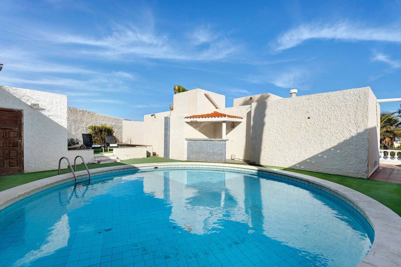 Increíble 'Villa Duque Poris' con vistas al mar, piscina, jardín y Wi-Fi in Porís de Abona, Tenerife Sur