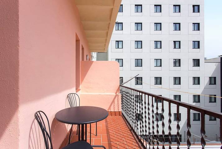 Ferienwohnung für 5 Personen, mit Garten in Barcelona