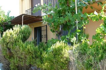 Gîte pour 2 personnes, avec terrasse et jardin à Alénya