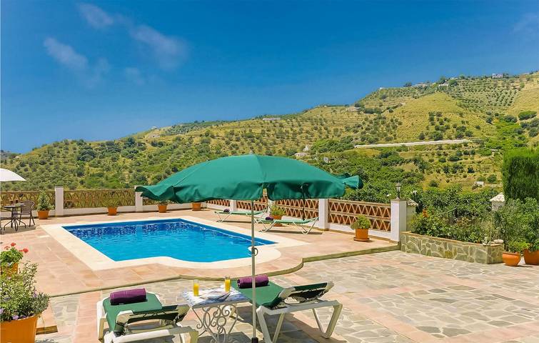 Casa rural para 4 personas, con jardín en Torrox - 2