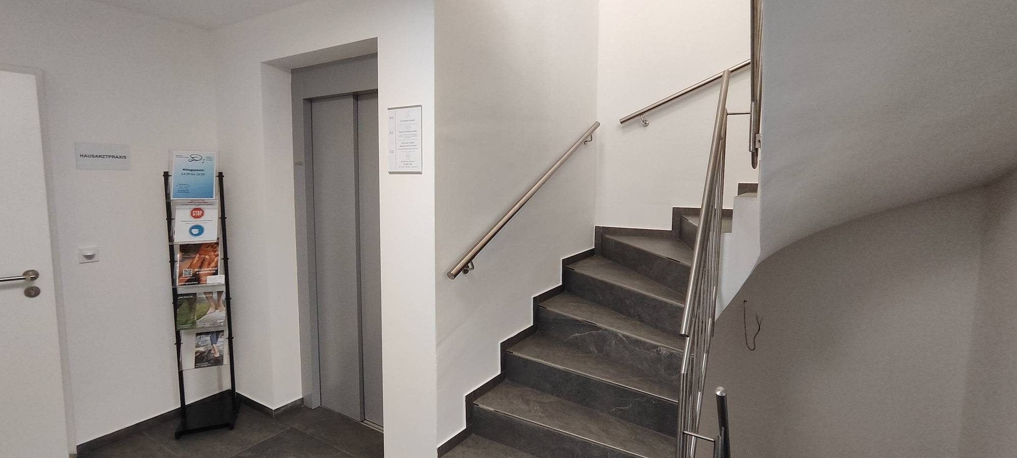 Apartamento vacacional entero, Apartments Seibel Doppel-/Zweibettzimmer in Sondelfingen, Reutlingen