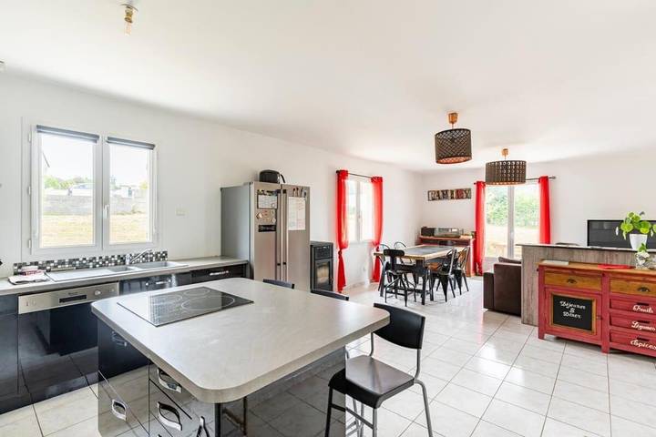 Location de vacances pour 6 personnes, avec vue et jardin, animaux acceptés à Esson - 2