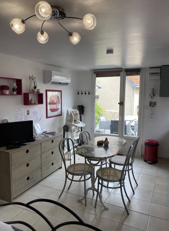 Chalet pour 2 personnes, avec jardin ainsi que jacuzzi et terrasse, animaux acceptés dans Centre-Val de Loire - 3