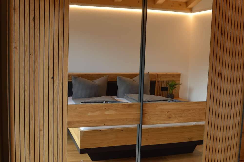 Ganze Wohnung, Chalet 125qm für max. 6 Personen, 3 sep. Schlafzimmer in Reit im Winkl, Bayerische Alpen