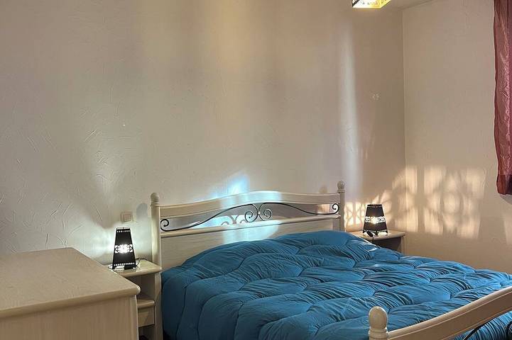 Appartement entier, Grand 4 pièces au coeur du village in Saint-Étienne-de-Tinée, Région de Nice
