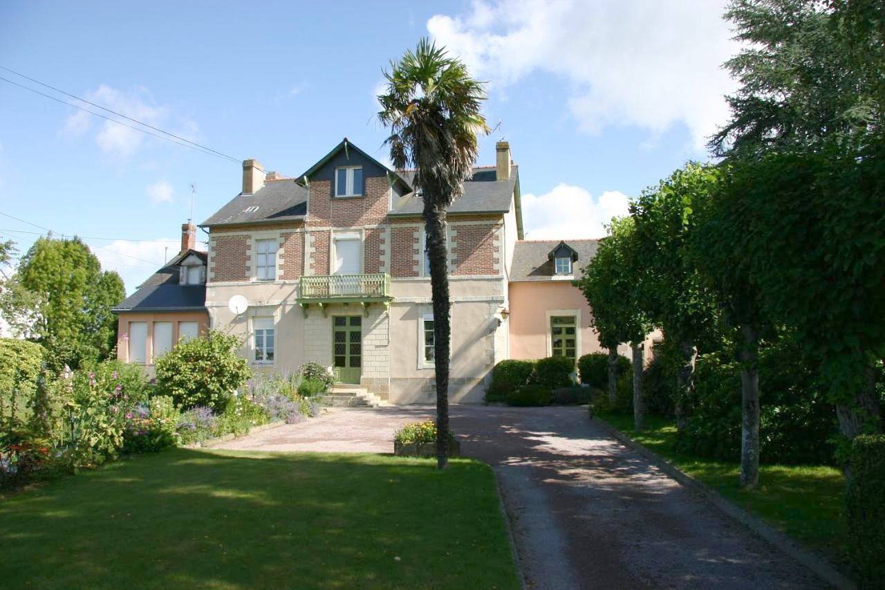 Studio du Chalet de Caharet in Pipriac, Région de Redon