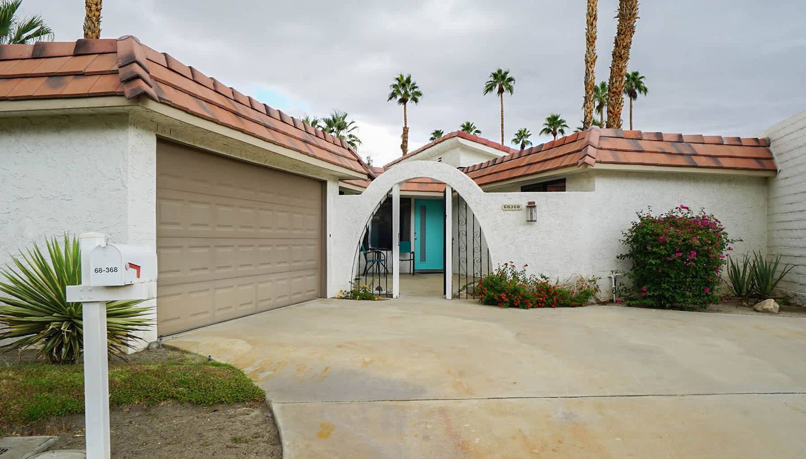 Apartamento entero, Stylish Condo with Golf Course Views in Cathedral City, Coachella Valley