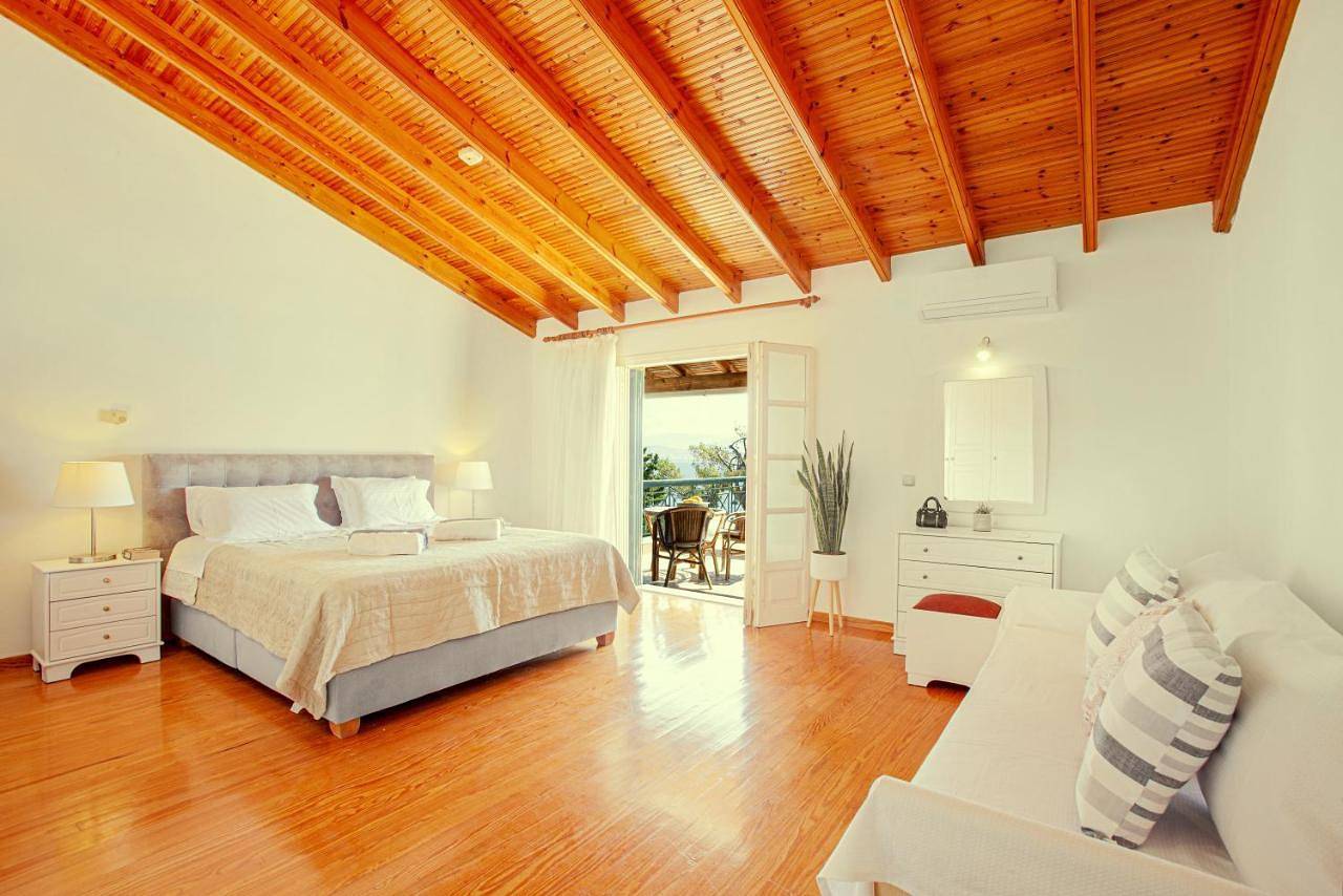 Entire apartment, Studio with Balcony in Kassiopi, Corfu
