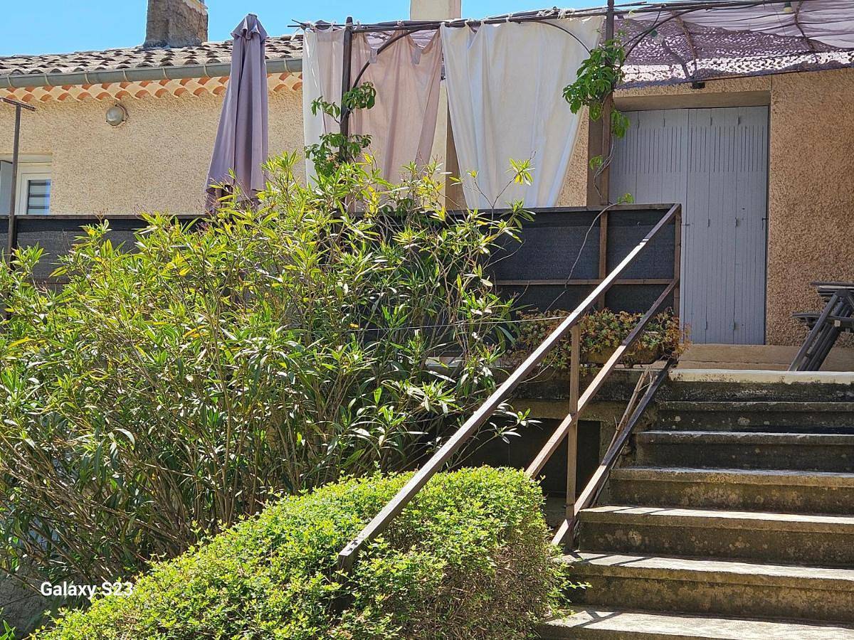 Appartement entier, Ferme bernicat Gîte ventoux in Puyméras, Parc naturel régional du Mont-Ventoux