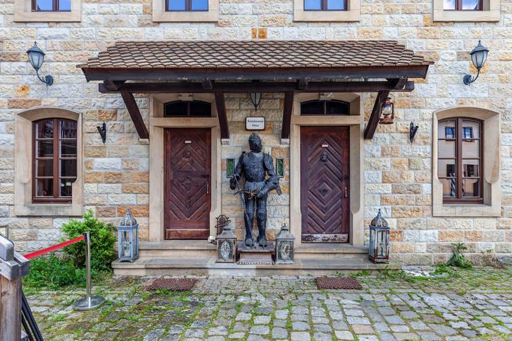 Ferienhaus für 7 Personen, mit Garten und Seeblick in Pirna