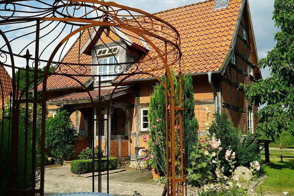 ****Ferienhaus im idyllischen Bauerngarten Hoyerhagen in Hoyerhagen, Niedersachsen