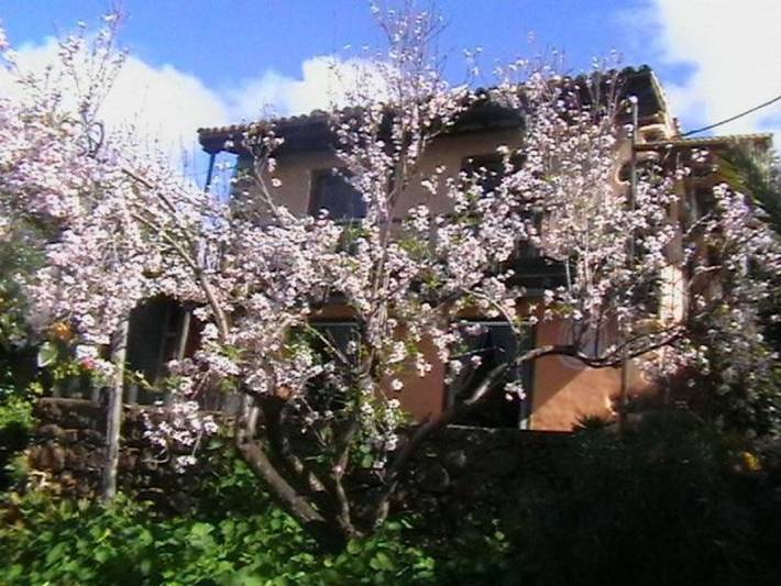 Ferienhaus für 4 Personen, mit Balkon und Terrasse sowie Garten in Garafía
