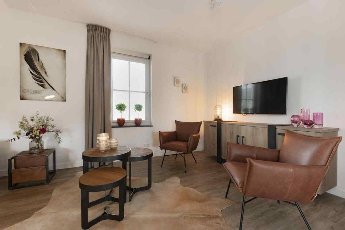Luxe 8 persoons villa aan het Tjeukemeer in Friesland in Delfstrahuizen, Friesland