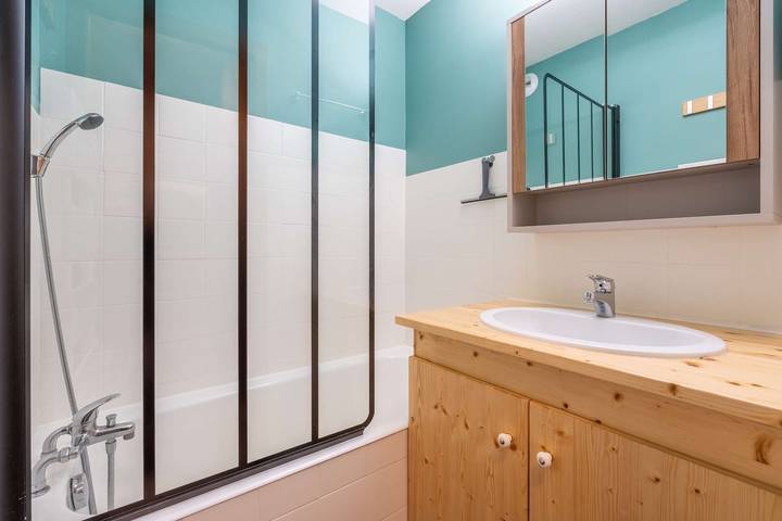 Gîte pour 4 personnes, avec balcon/terrasse dans Chinaillon - 4