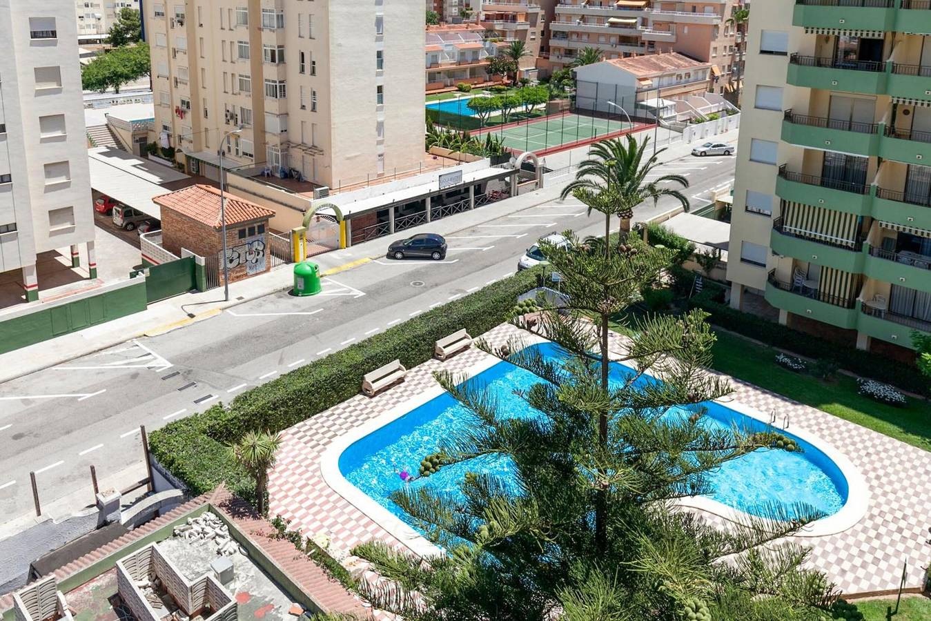 Apartamento entero, Apartamento 'Gardenias Playa' con Wi-Fi y aire acondicionado in Playa de Gandía, Costa de Valencia