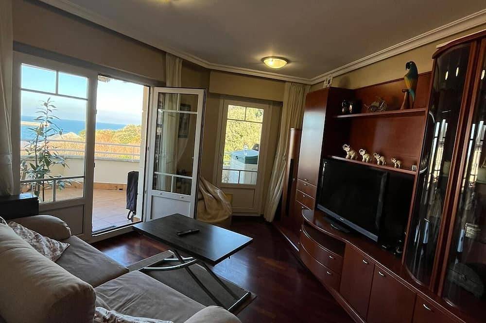 Entire apartment, 30 Seg. de la Plage et 8 du Cntre Historique, Ideal Pour se Détendre en Famille in Castro-Urdiales, Cantabrian Coast