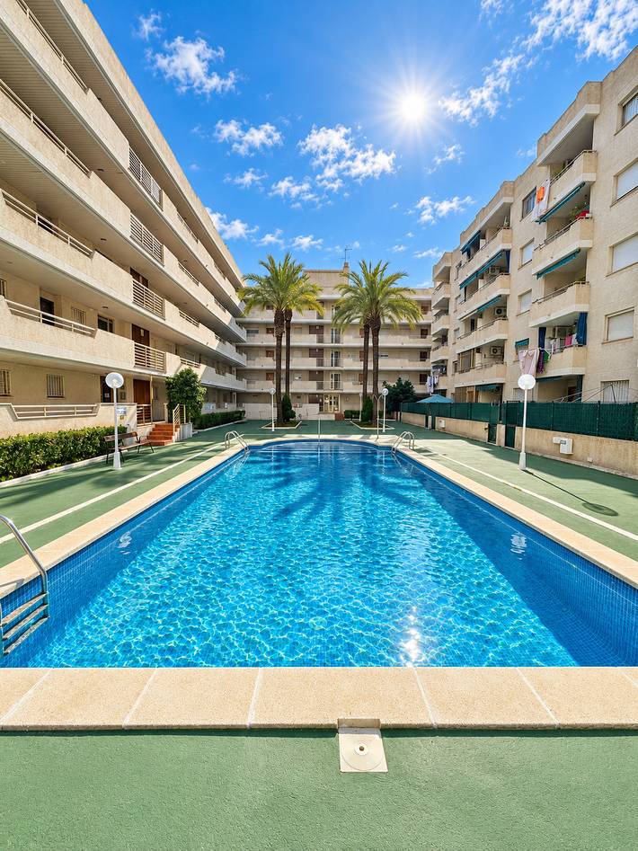 Appartement entier, La Pineda Holiday Apartment by PriorityVillas in La Pineda, Vila-seca