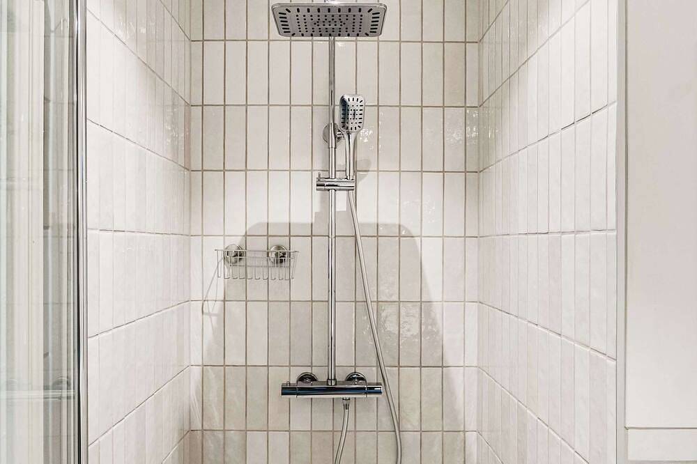 Private garden | Fairytale Bergen house | Seaside in Bergenhus, Bergen