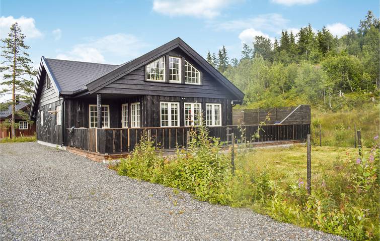 Ferienhaus für 9 Personen, mit Ausblick und Garten sowie Terrasse