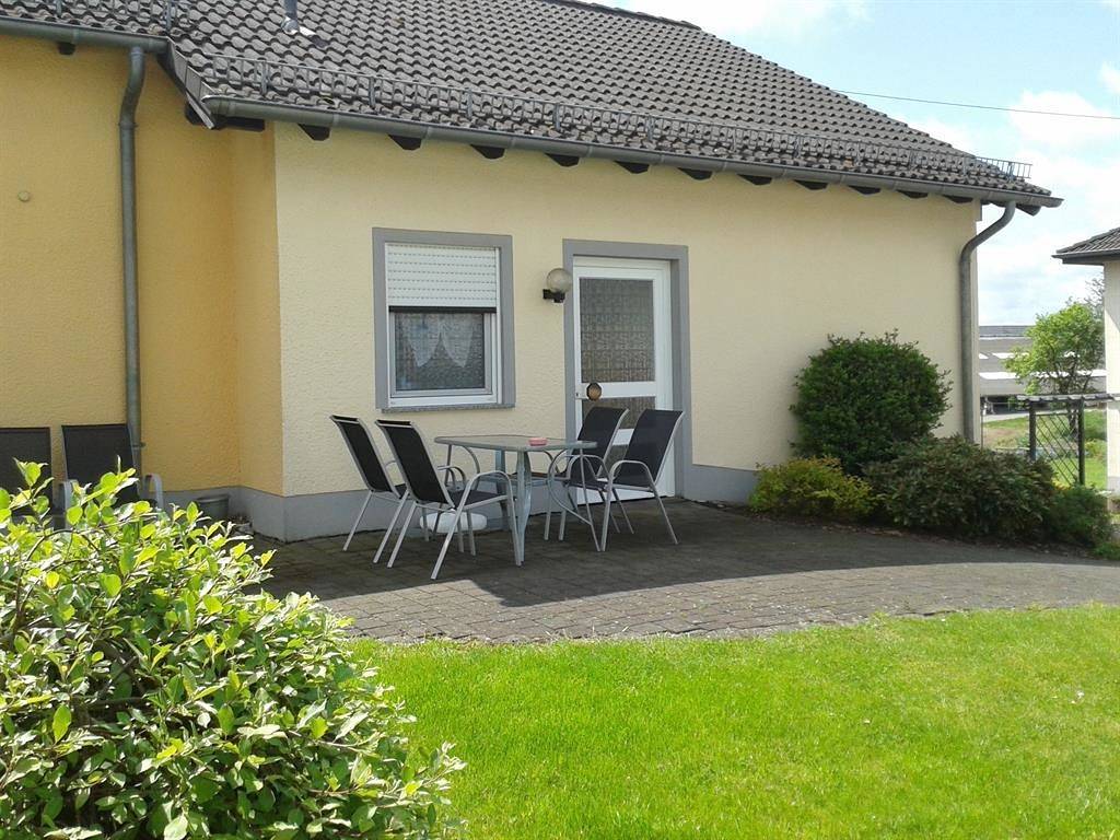 Entire holiday apartment, 4-Bettwohnung (Nr. 2) in Bleialf, Naturpark Hohes Venn-Eifel