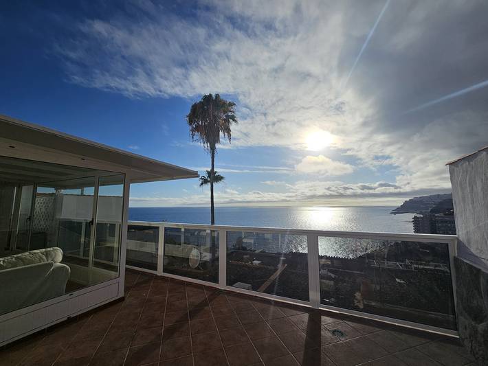 Casa de vacaciones para 6 personas, con vistas al mar además de vistas y balcón - 1