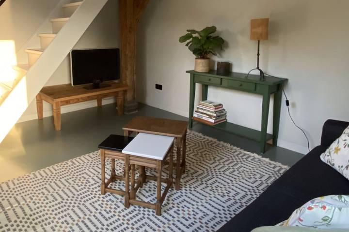 Ganze Wohnung, Charmantes 4-Personen-Apartment auf einem Milchviehbetrieb zwischen Amsterdam und Utrecht in Nederhorst den Berg, Groene Hart