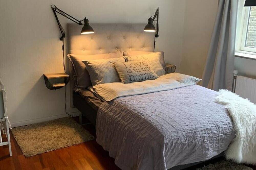 Ganze Wohnung, Villa Toften. Modern Garden Level Flat. 2 Bedroom Near Lake in Skanderborg