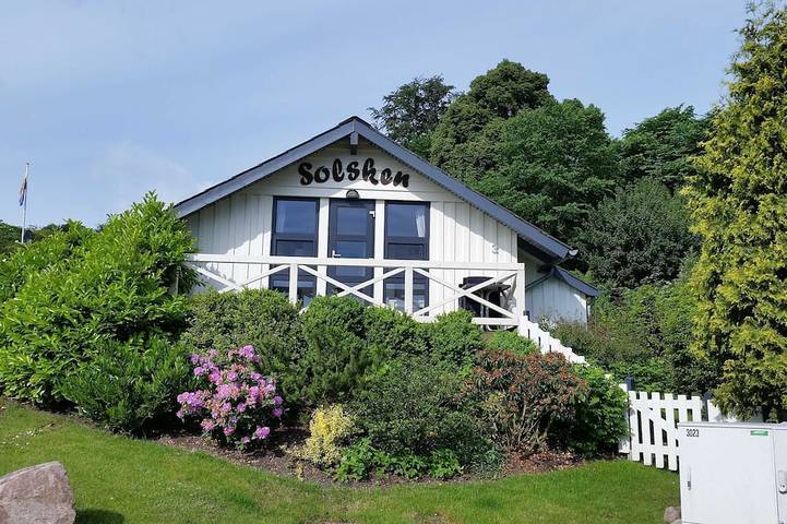 Ferienhaus für 4 Personen, mit Garten und Terrasse, mit Haustier in Bockholm