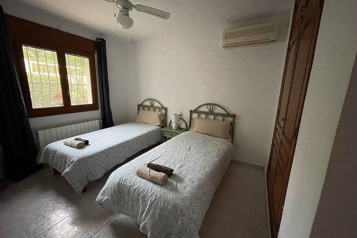 Location de vacances pour 4 personnes, avec jardin et terrasse à Orba - 2