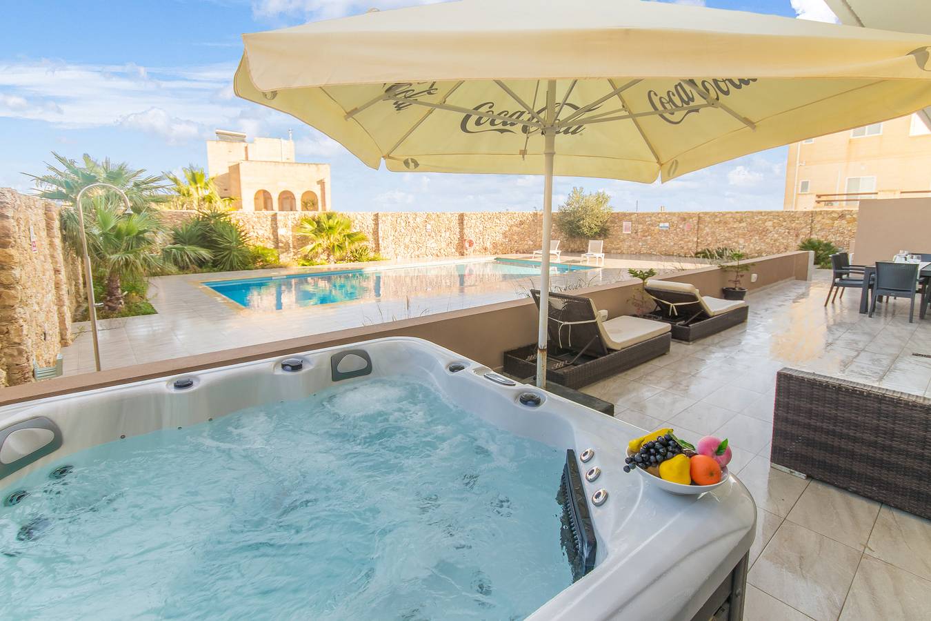 Ganze Wohnung, Wellness Hygge Modern Gozitan Apartment in Xaghra, Gozo