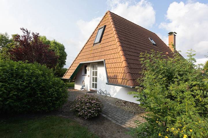 Ferienhaus für 6 Personen, mit Terrasse und Garten an der Wurster Nordseeküste