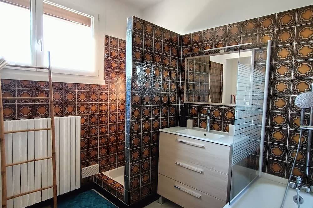 Appartement entier, Appartement avec grand terrain in Digoin, Région de Charolles