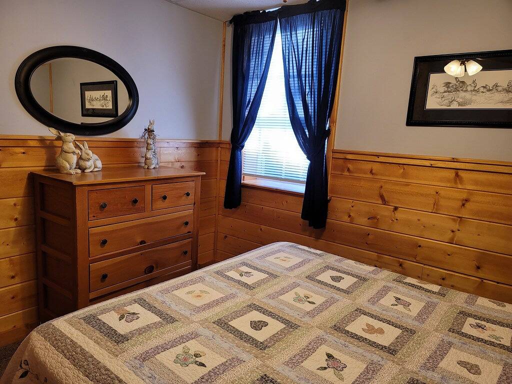 1 Meile von der Pkwy, 2 Meilen von der Laconte Conv. Zentrum, 10min. nach Dollywood in Sevier County