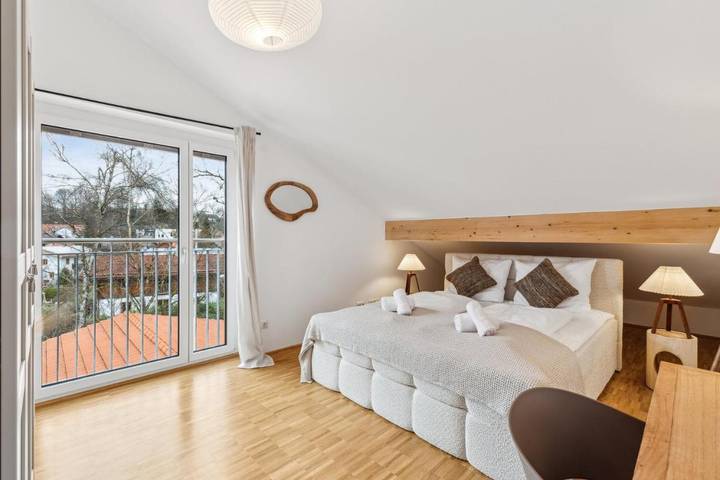 Ferienwohnung für 8 Personen, mit Balkon und Ausblick, kinderfreundlich in Miesbach - 3