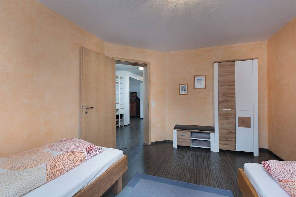 Ganze Wohnung, Naturnahe Ferienwohnung im schwäbischen Wald in Erlebnisregion Ostalb region