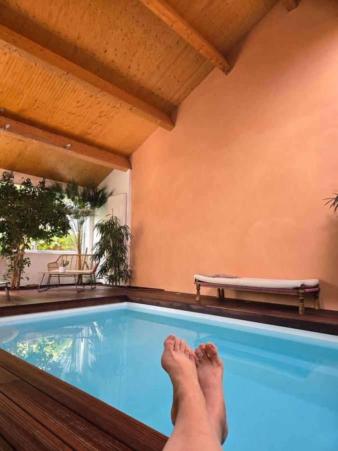 Maison d’hôte pour 3 personnes, avec Terrasse ainsi que Jardin et Piscine